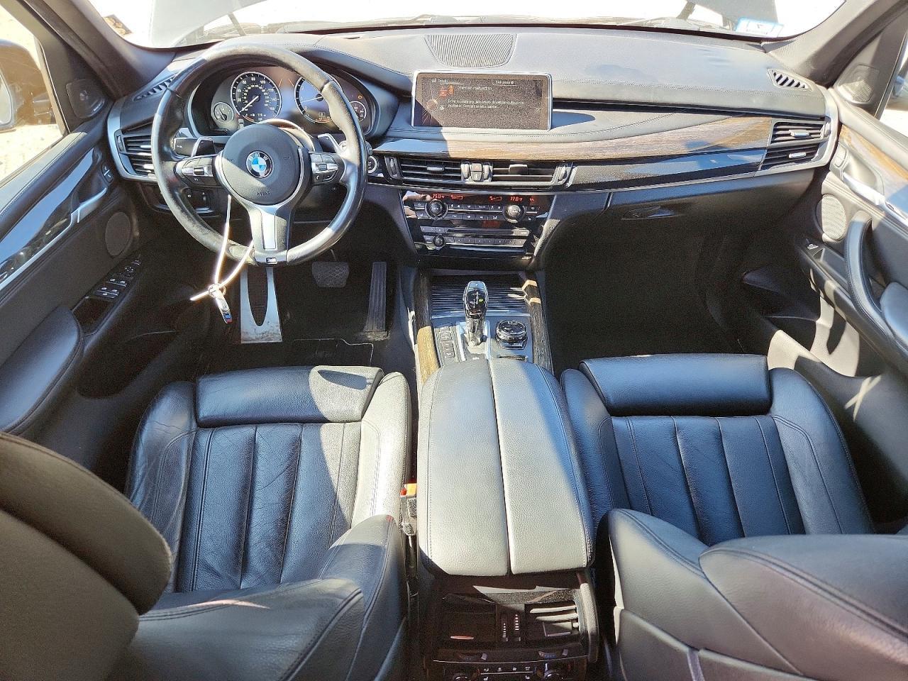 2015 BMW X5 xDrive50I - zdjęcie 8