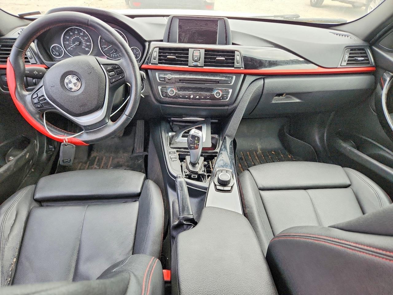 2013 BMW 328 I - zdjęcie 8