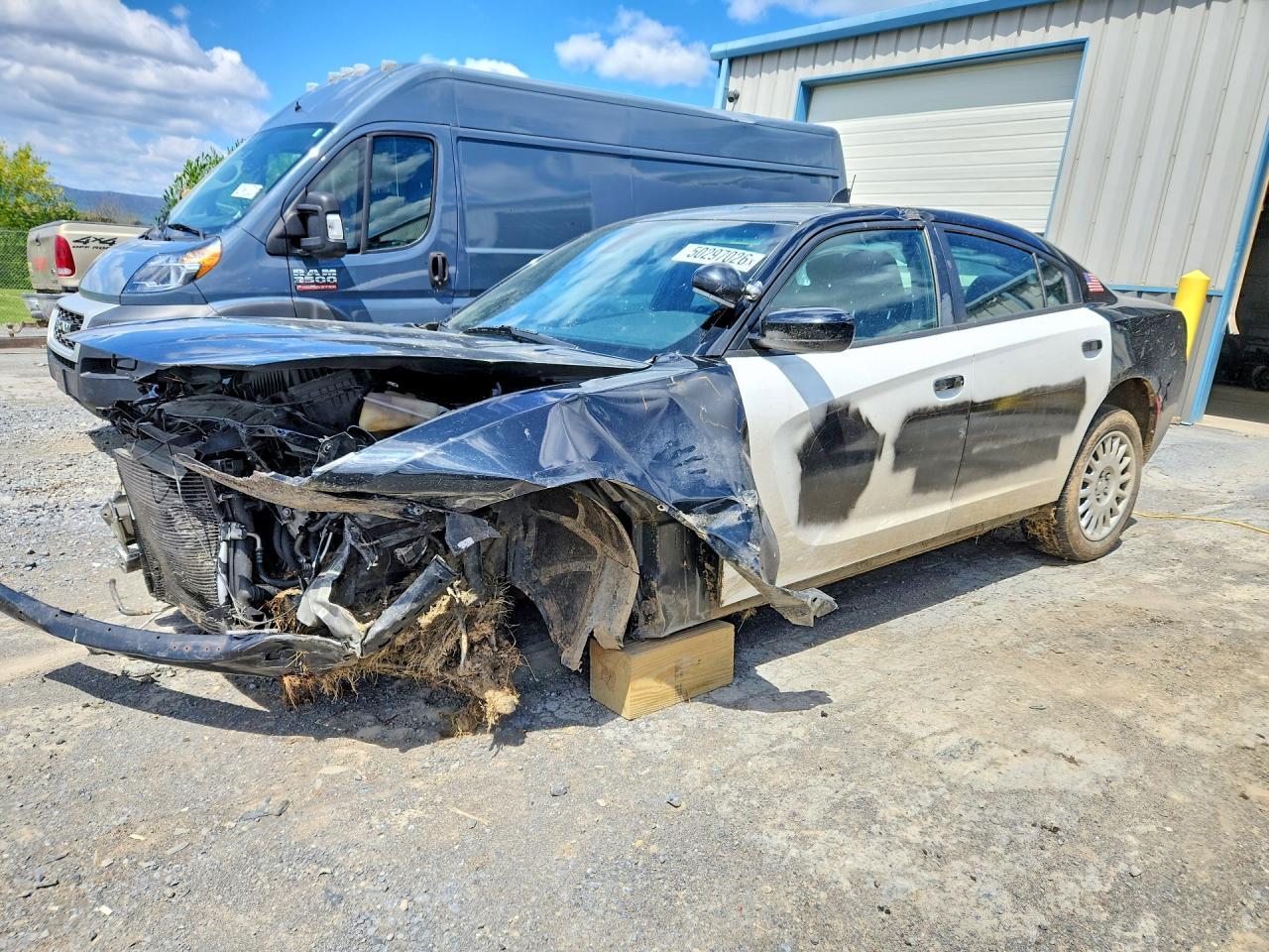 2018 Dodge Charger Police - zdjęcie główne