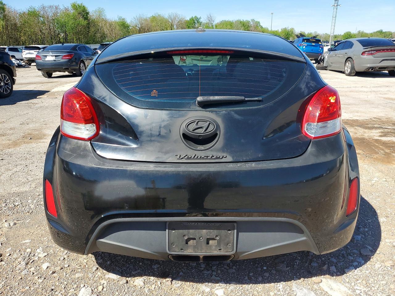 2015 Hyundai Veloster Base - zdjęcie 6
