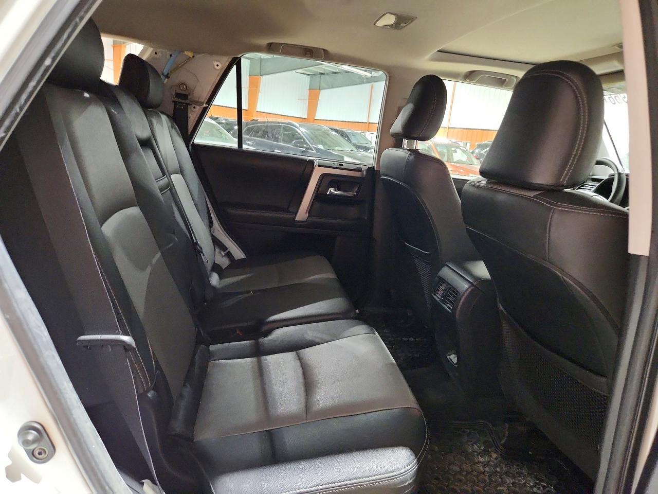 2020 Toyota 4Runner - zdjęcie 11