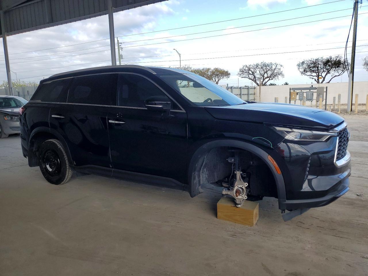 2024 Infiniti Qx60 Luxe - zdjęcie 4