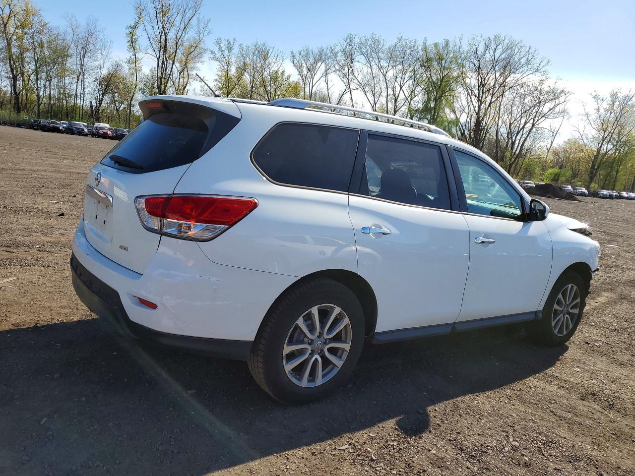 2016 Nissan Pathfinder - zdjęcie 3
