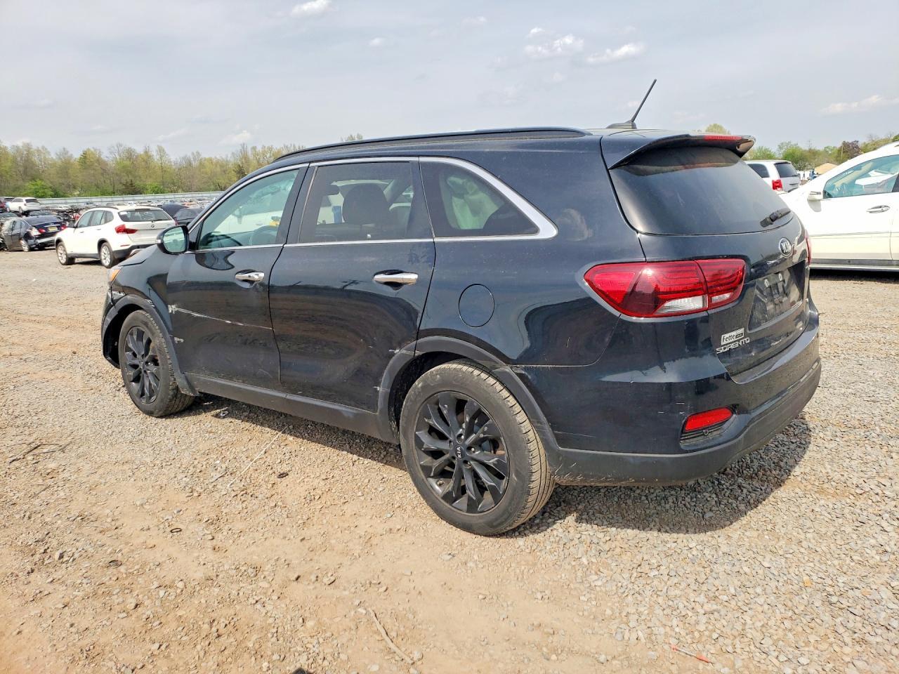 2020 Kia Sorento S V6 - zdjęcie 2
