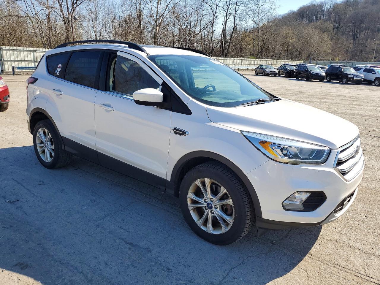 2018 Ford Escape Sel - zdjęcie 4