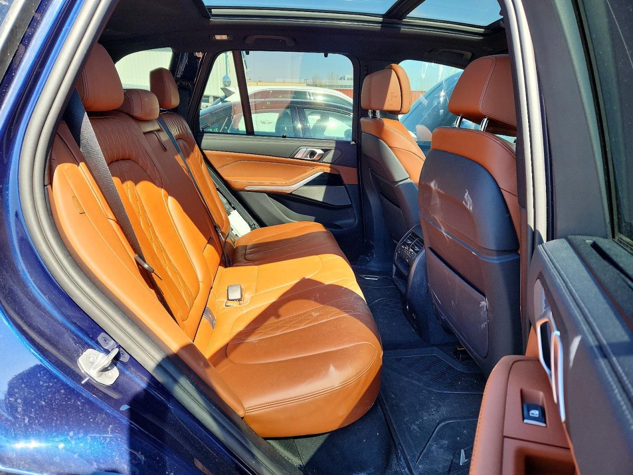 2026 BMW X5 xDrive50E - zdjęcie 11