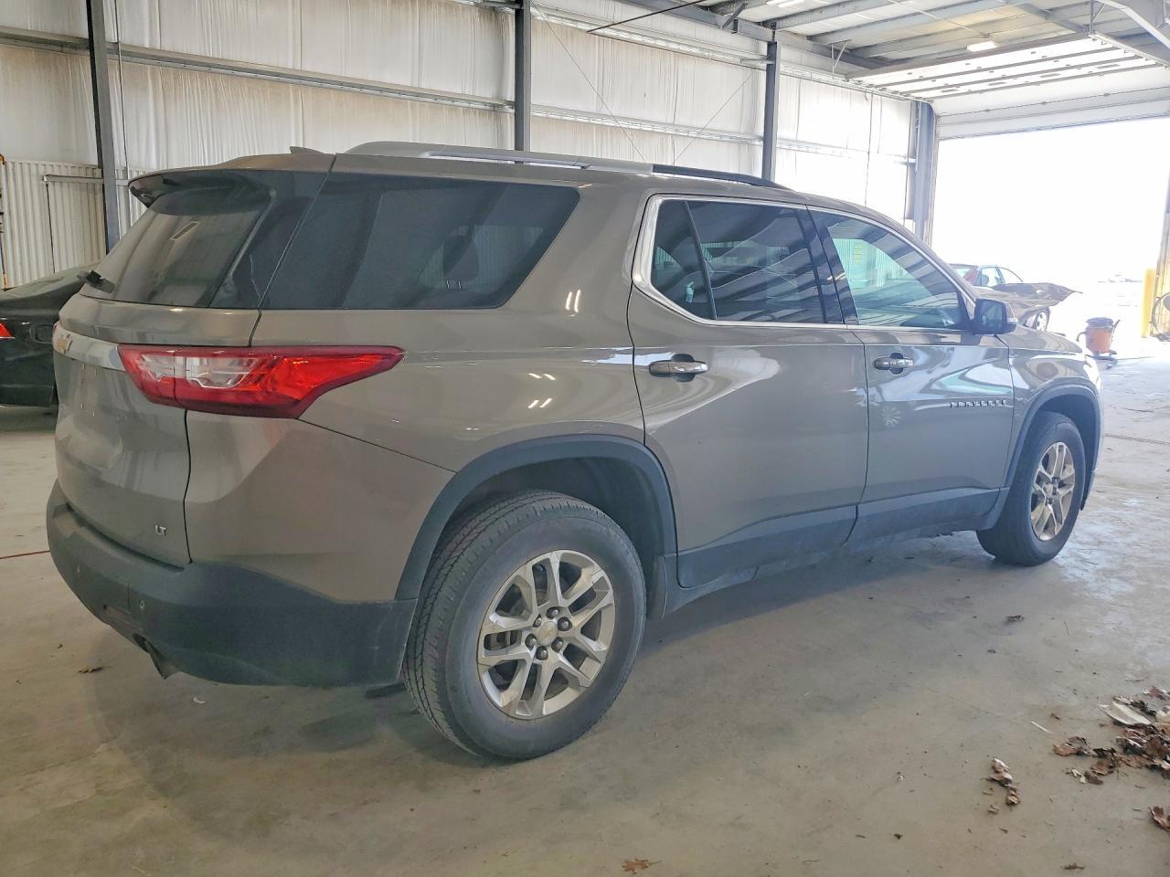 2018 Chevrolet Traverse Lt - zdjęcie 3