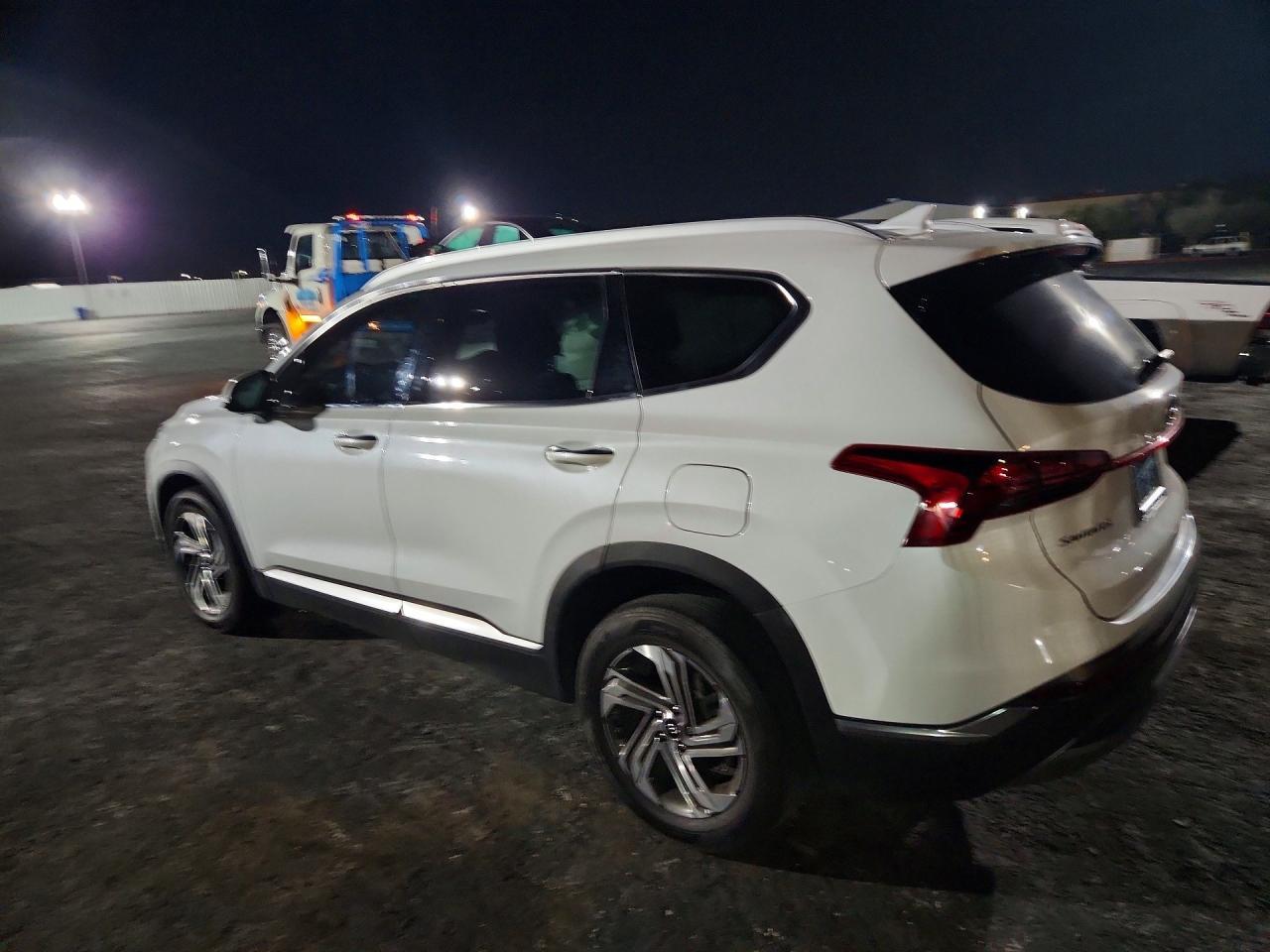 2022 Hyundai Santa Fe Sel - zdjęcie 2