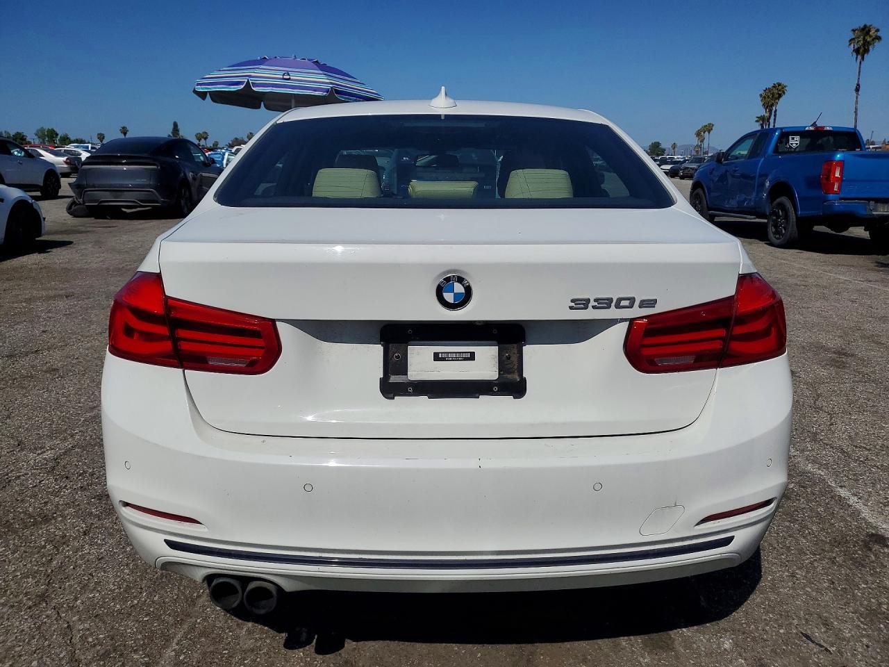 2018 BMW 330E - zdjęcie 6