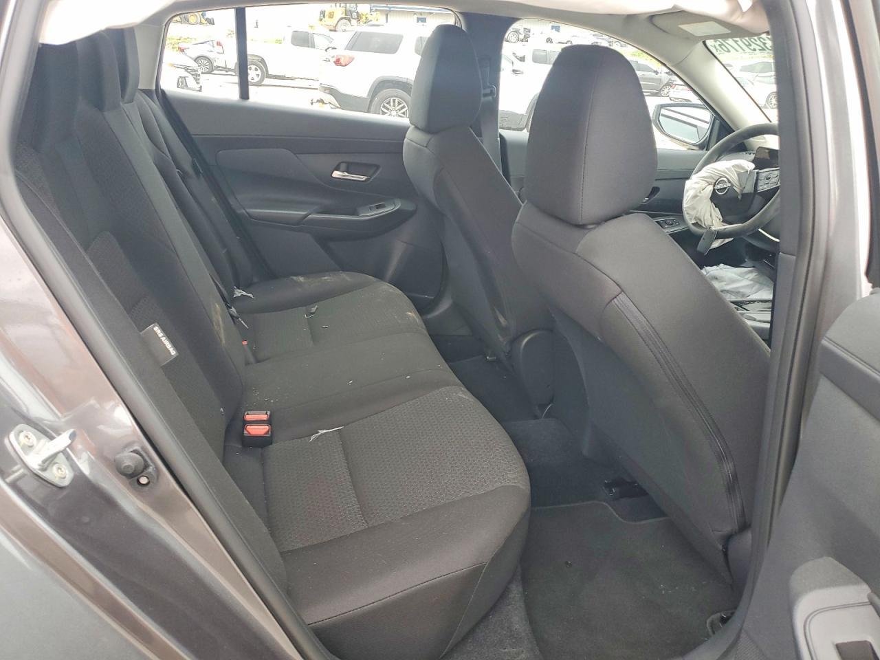 2026 Nissan Sentra S - zdjęcie 10