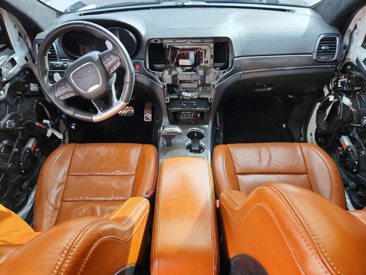 2014 Jeep Grand Cherokee Srt-8 - zdjęcie 8