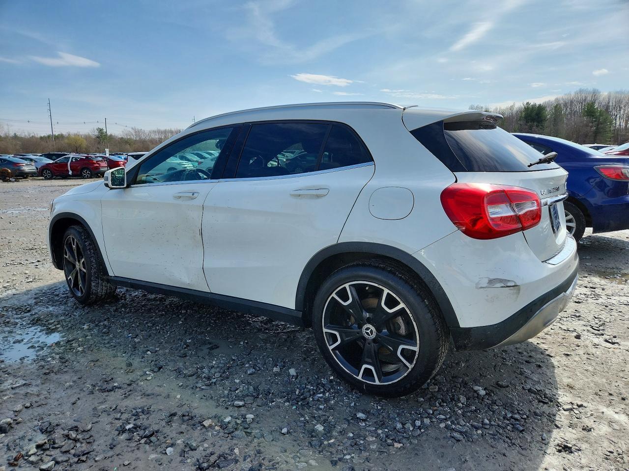 2018 Mercedes-Benz Gla 250 4Matic - zdjęcie 2