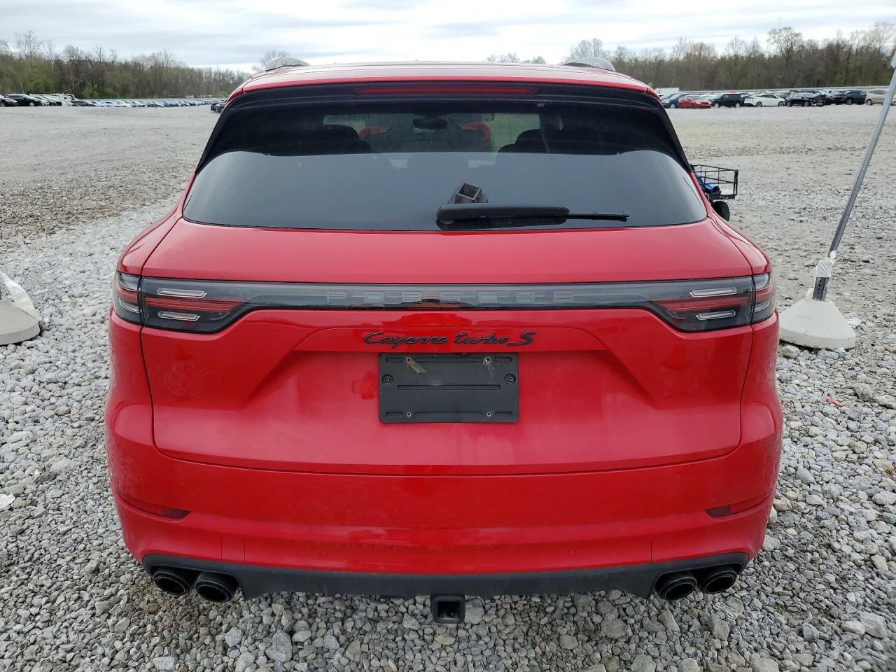 2023 Porsche Cayenne Turbo S E-Hybrid - zdjęcie 6