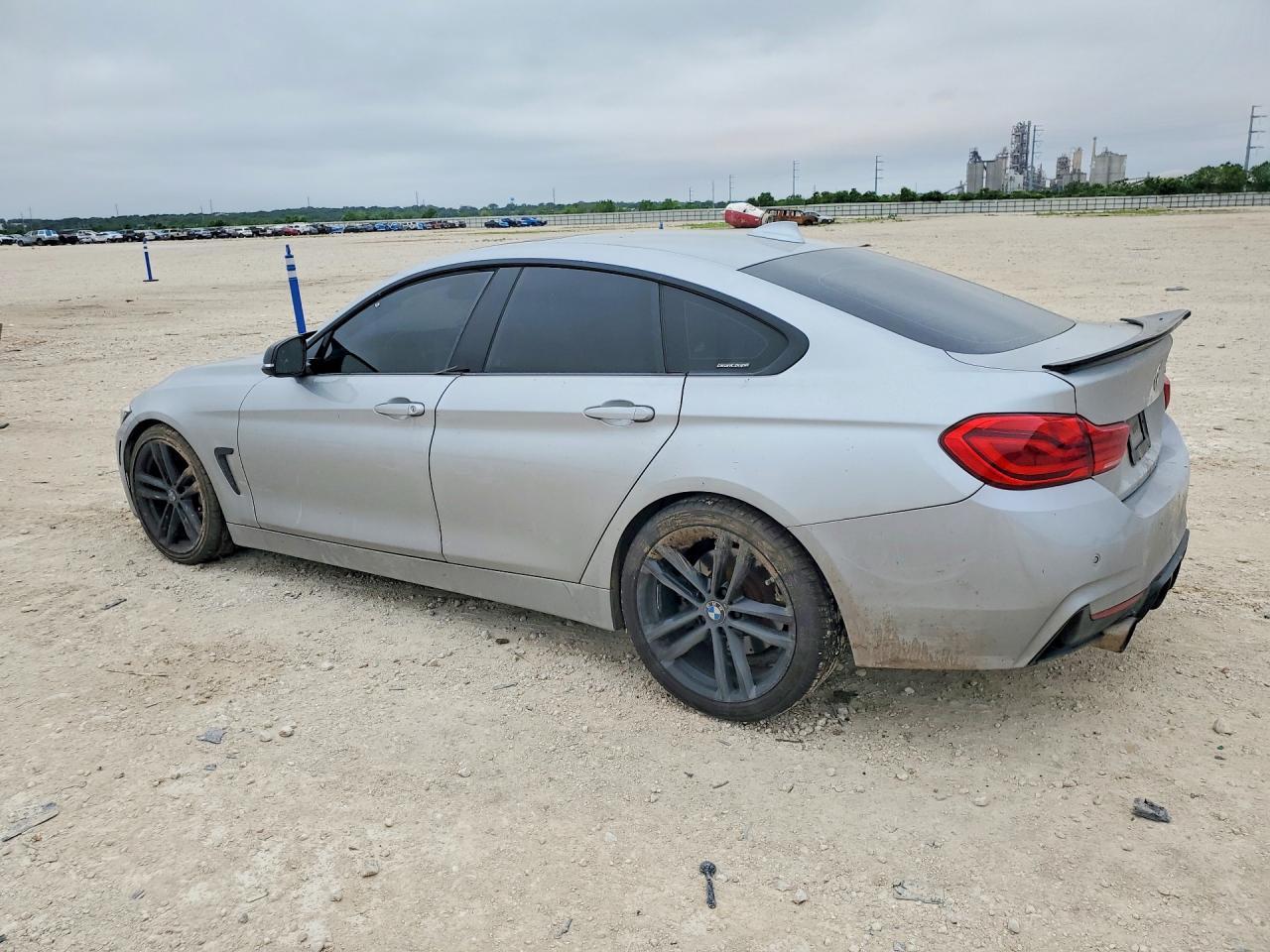 2018 BMW 440I - zdjęcie 2