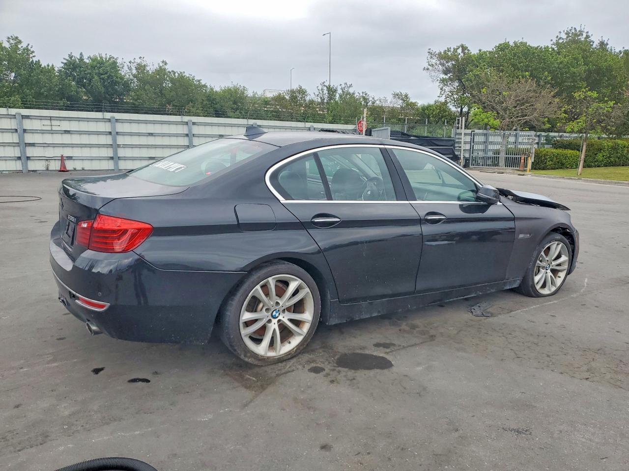 BMW Seria 5 - zdjęcie 3