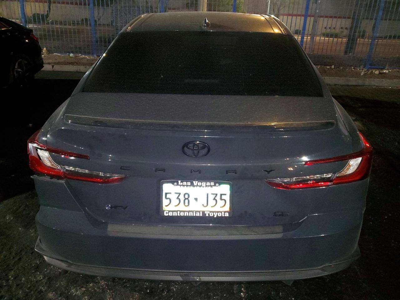 2025 Toyota Camry Se - zdjęcie 6