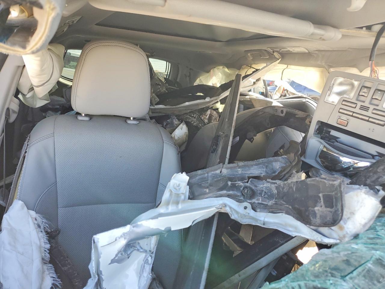 2016 Toyota Highlander Limited Platinum - zdjęcie 13