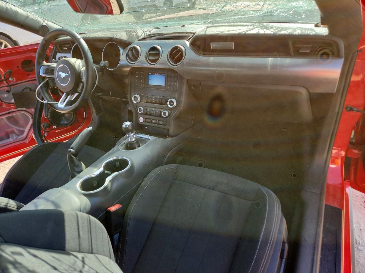 2021 Ford Mustang Gt - zdjęcie 8
