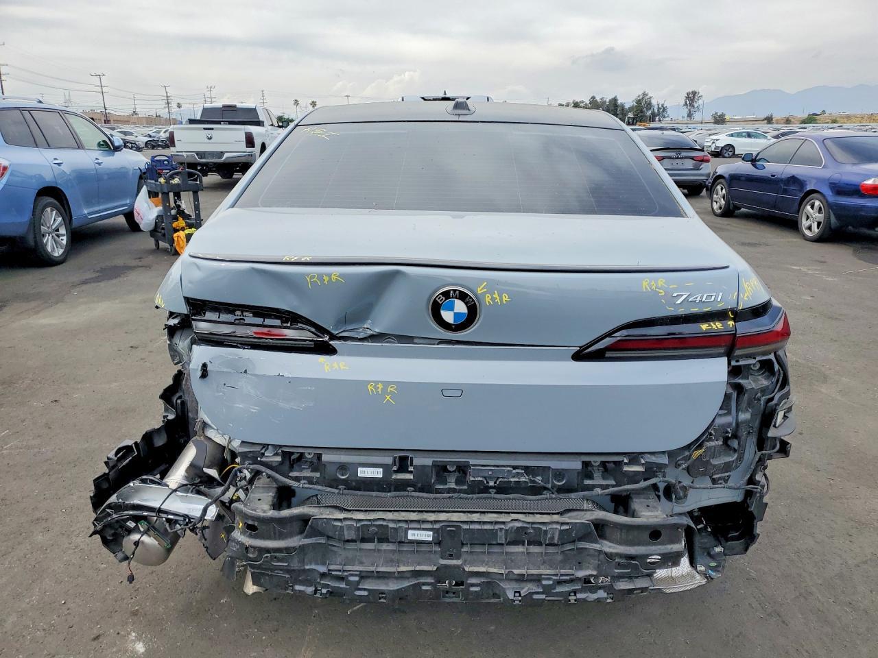 2024 BMW 740 I - zdjęcie 6