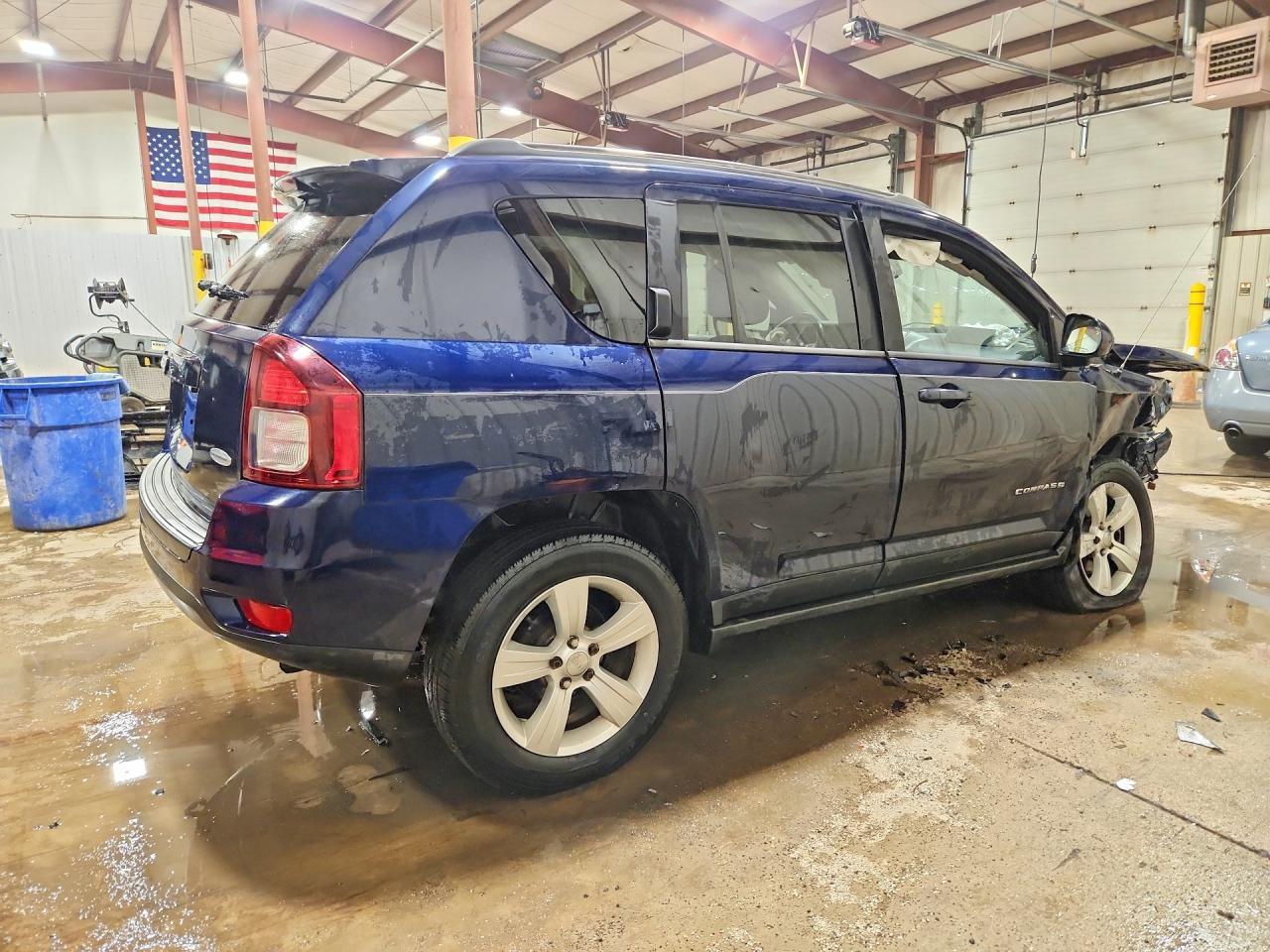 2014 Jeep Compass Latitude - zdjęcie 3