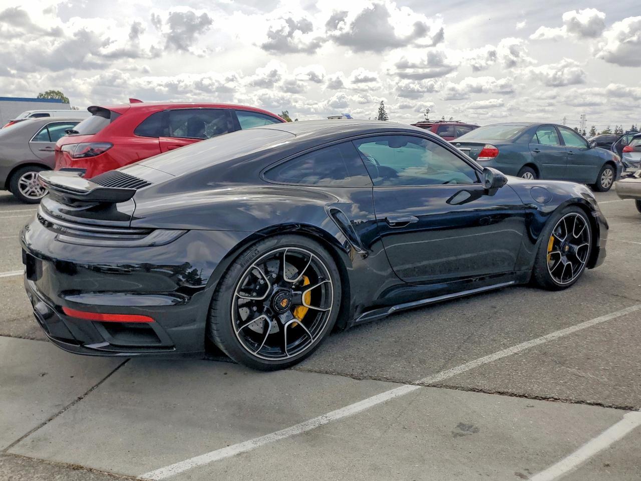 2023 Porsche 911 Turbo - zdjęcie 3