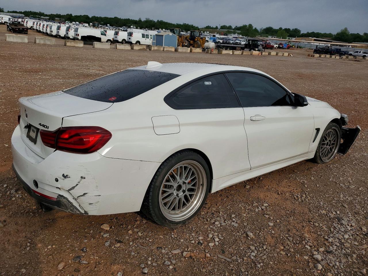 2020 BMW 440I - zdjęcie 3