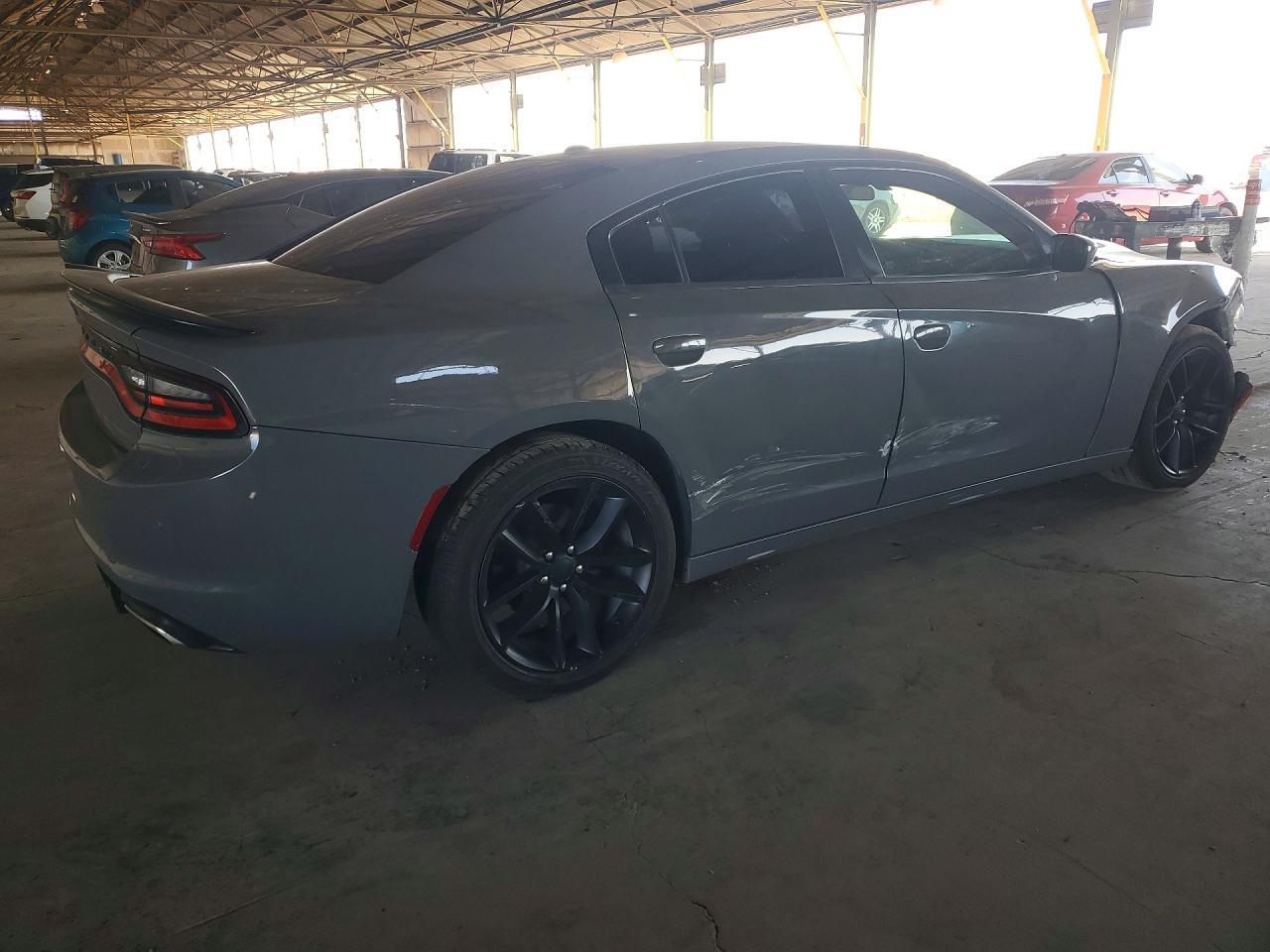 2019 Dodge Charger Sxt - zdjęcie 3