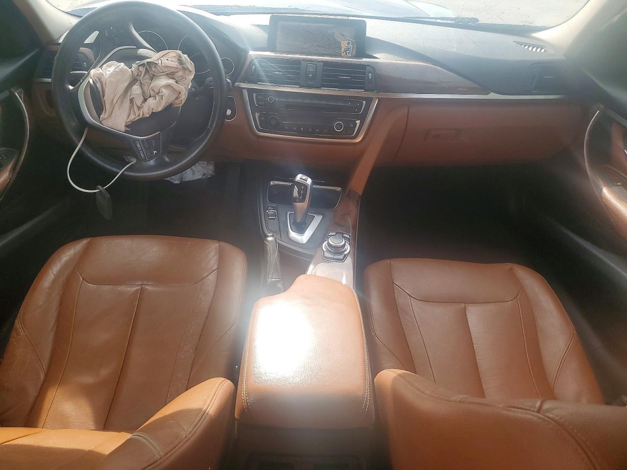 2013 BMW 328 Xi - zdjęcie 8
