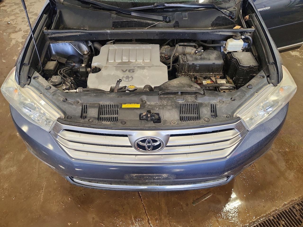 2013 Toyota Highlander Limited - zdjęcie 12