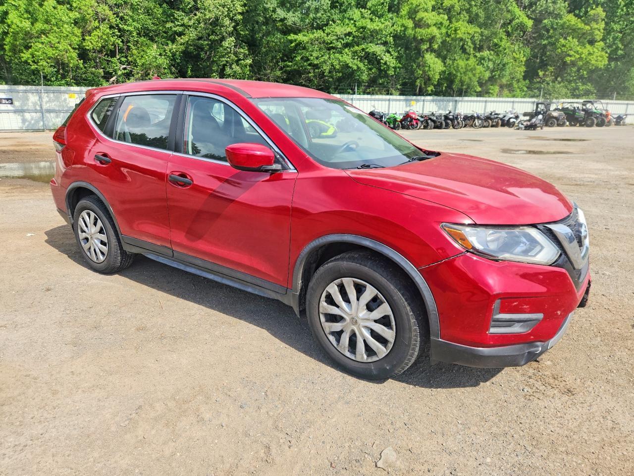 2017 Nissan Rogue S - zdjęcie 4