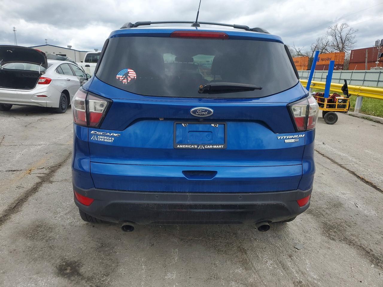2017 Ford Escape Titanium - zdjęcie 6