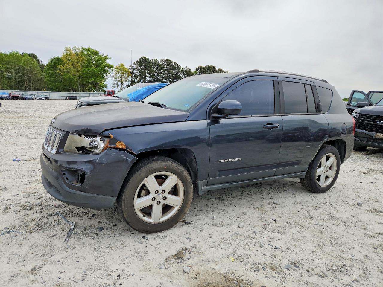 2014 Jeep Compass Latitude - zdjęcie główne