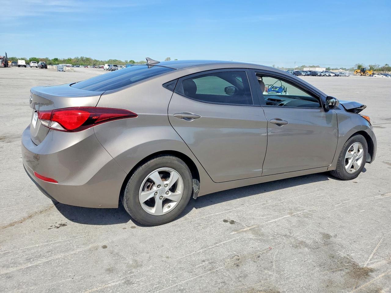 2014 Hyundai Elantra Se - zdjęcie 3