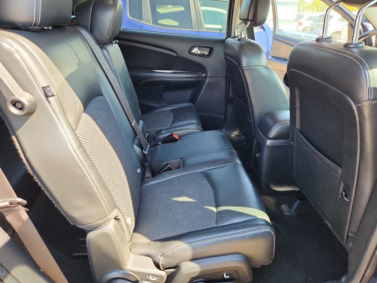 2020 Dodge Journey Crossroad - zdjęcie 11