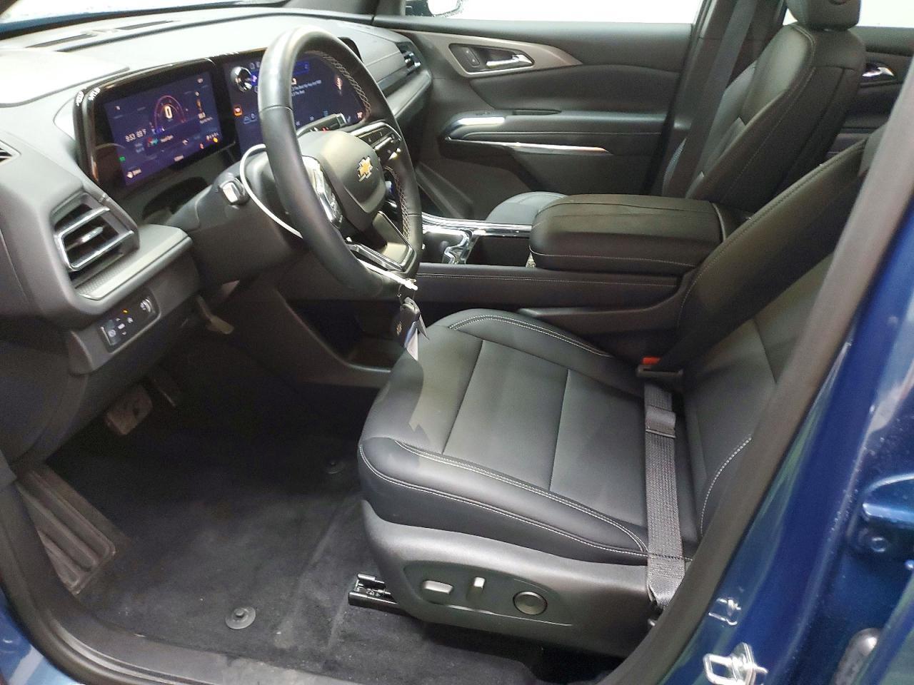 2026 Chevrolet Traverse Lt - zdjęcie 7