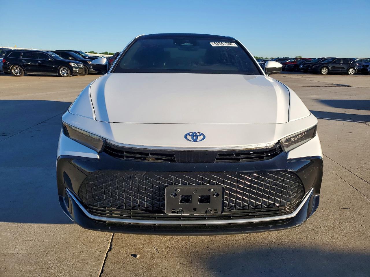 2024 Toyota Crown Limited - zdjęcie 5