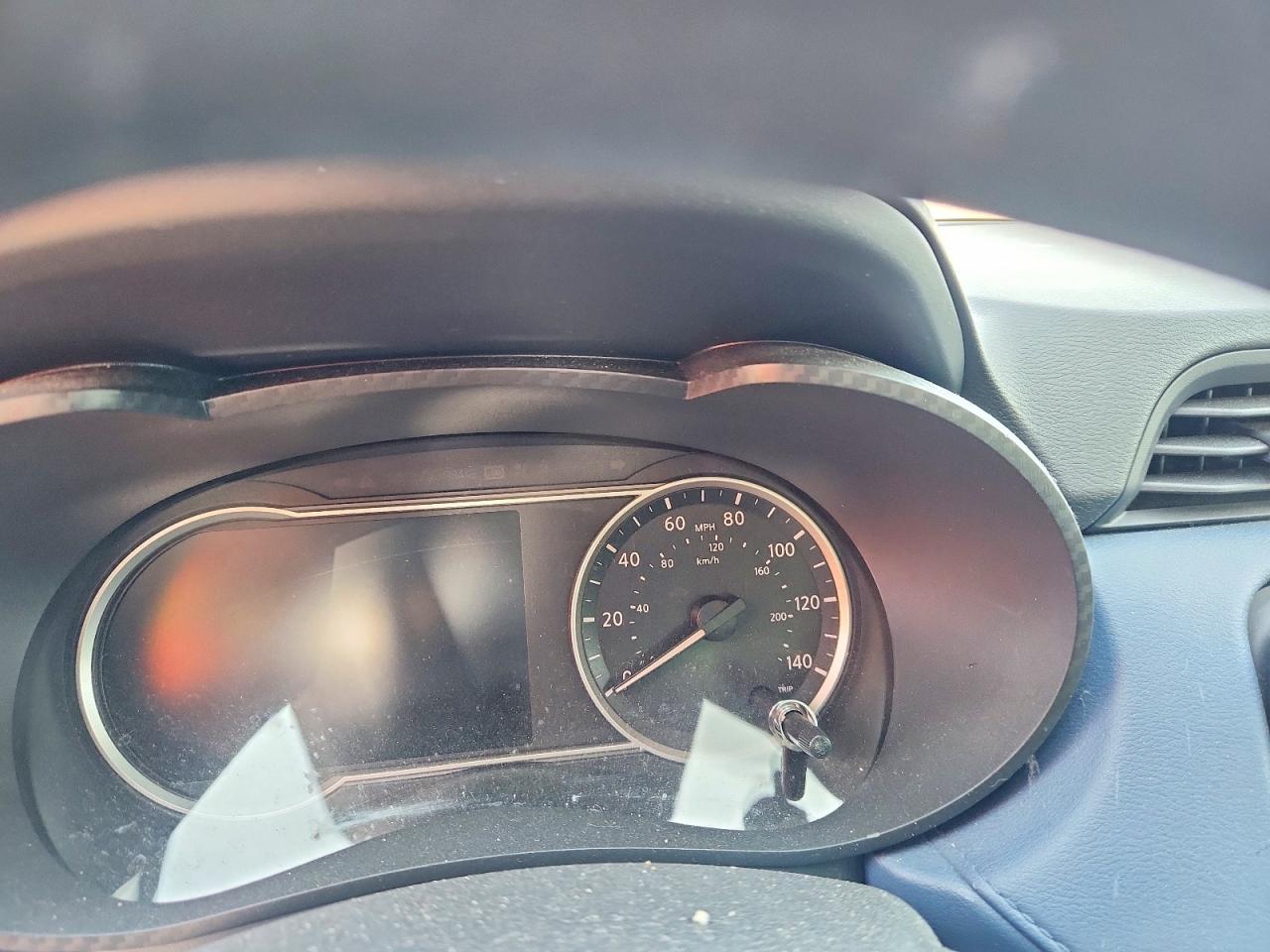 2025 Nissan Versa Sv - zdjęcie 9