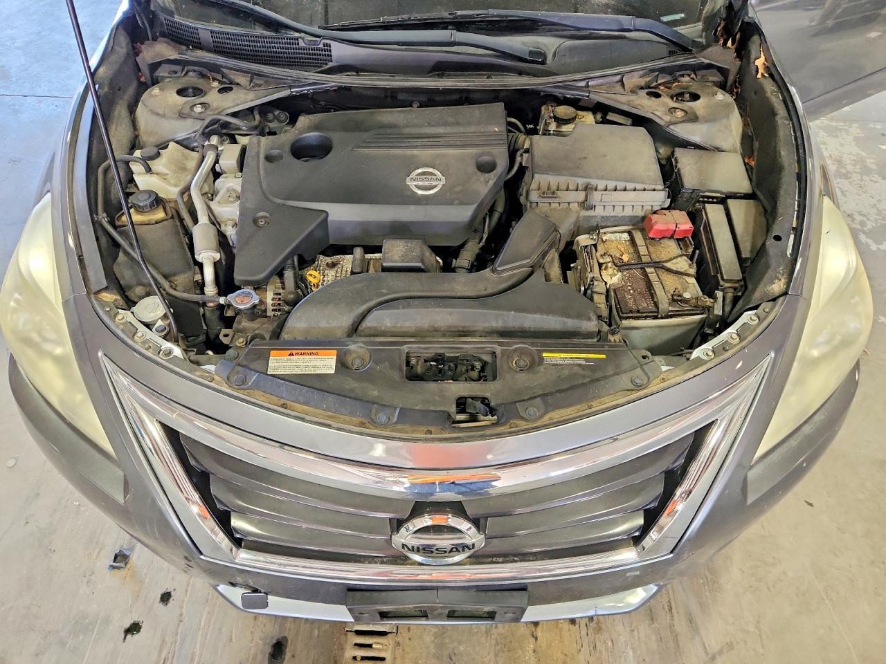 2014 Nissan Altima 2.5 S - zdjęcie 11