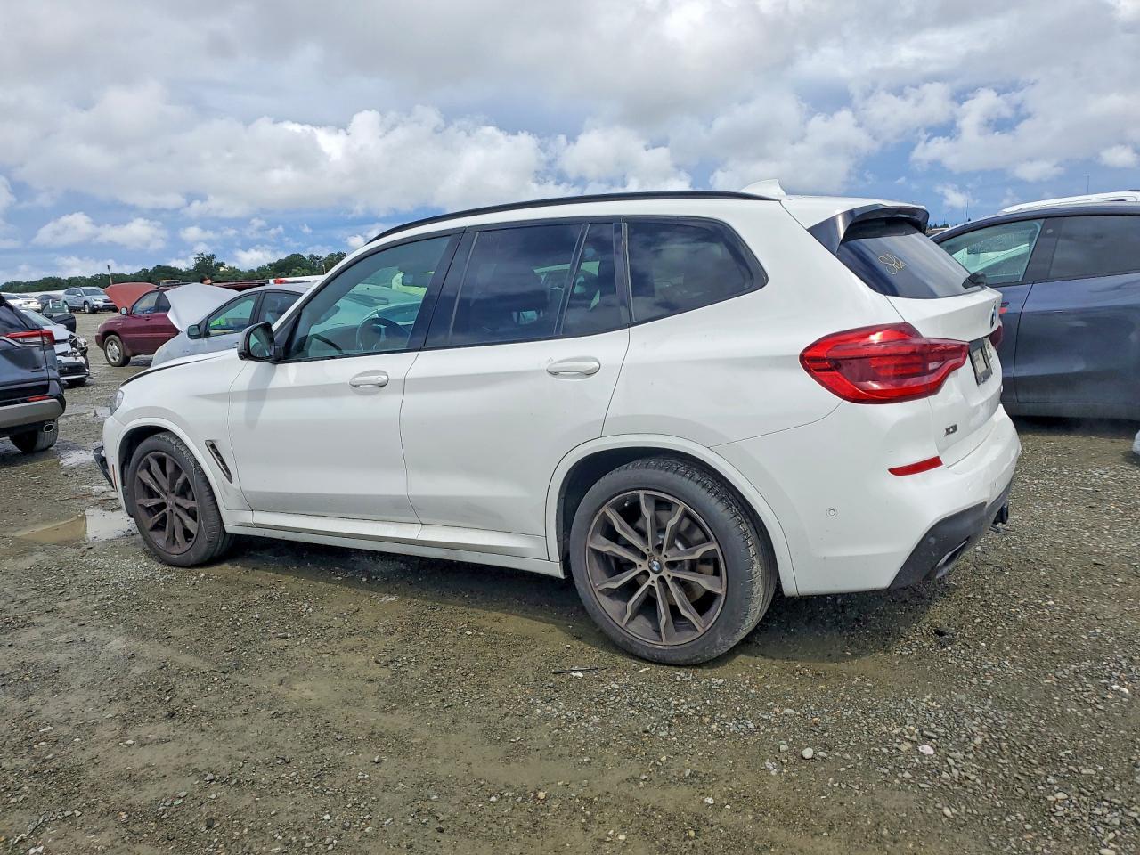 2019 BMW X3 xDrivem40I - zdjęcie 2