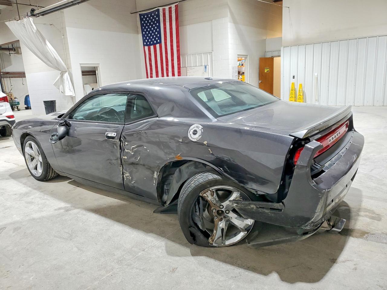 2014 Dodge Challenger Sxt - zdjęcie 2