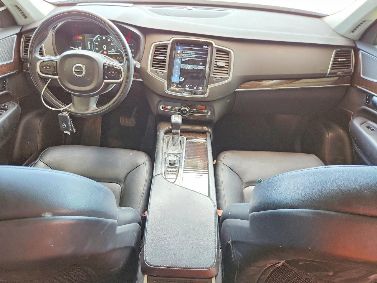 2019 Volvo Xc90 T5 Momentum - zdjęcie 8