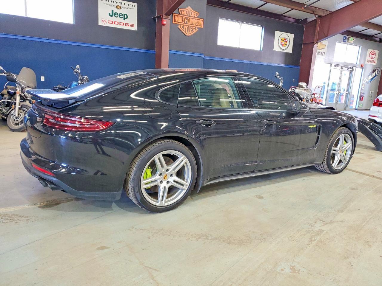 2018 Porsche Panamera 4 E-Hybrid - zdjęcie 3