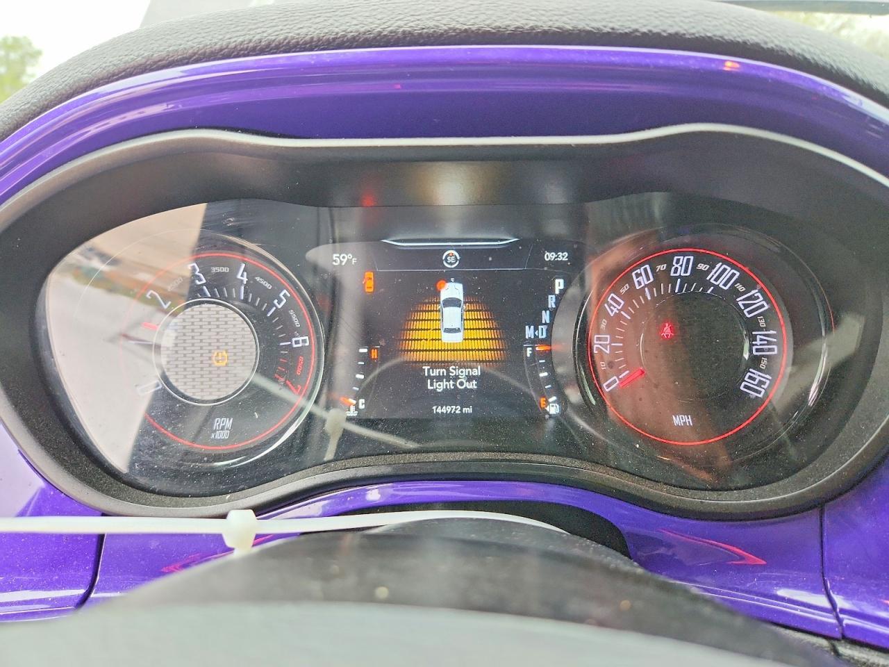 2020 Dodge Challenger Sxt - zdjęcie 9
