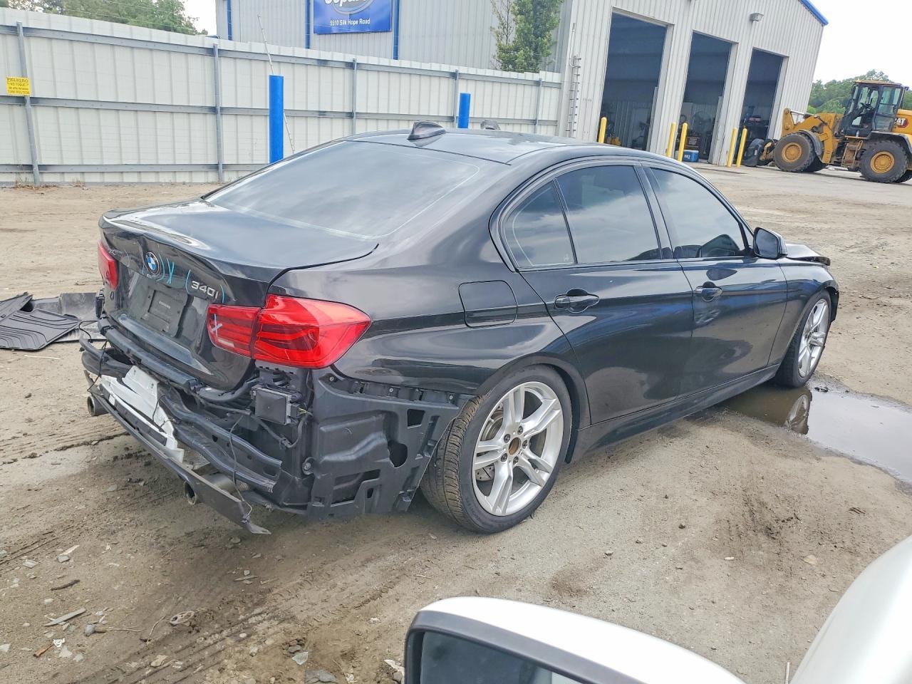 2018 BMW 340 Xi - zdjęcie 3