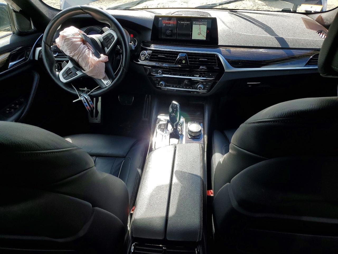2019 BMW 540 Xi - zdjęcie 8