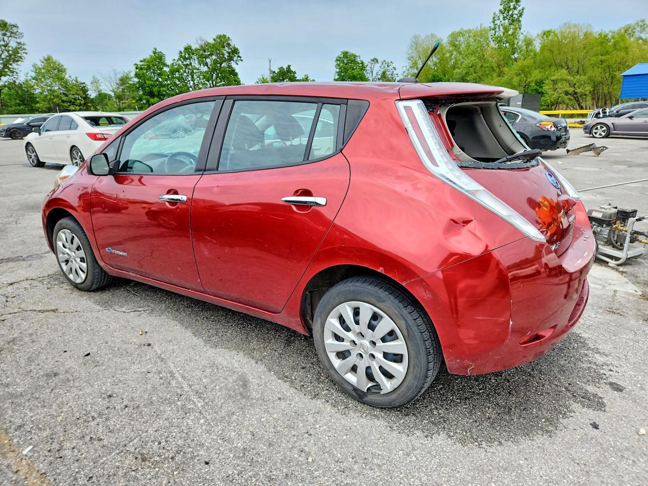 2014 Nissan Leaf S - zdjęcie 2