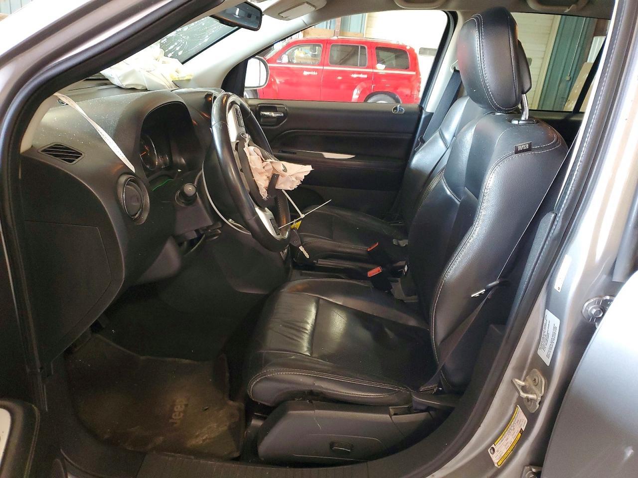 2015 Jeep Compass Latitude - zdjęcie 7