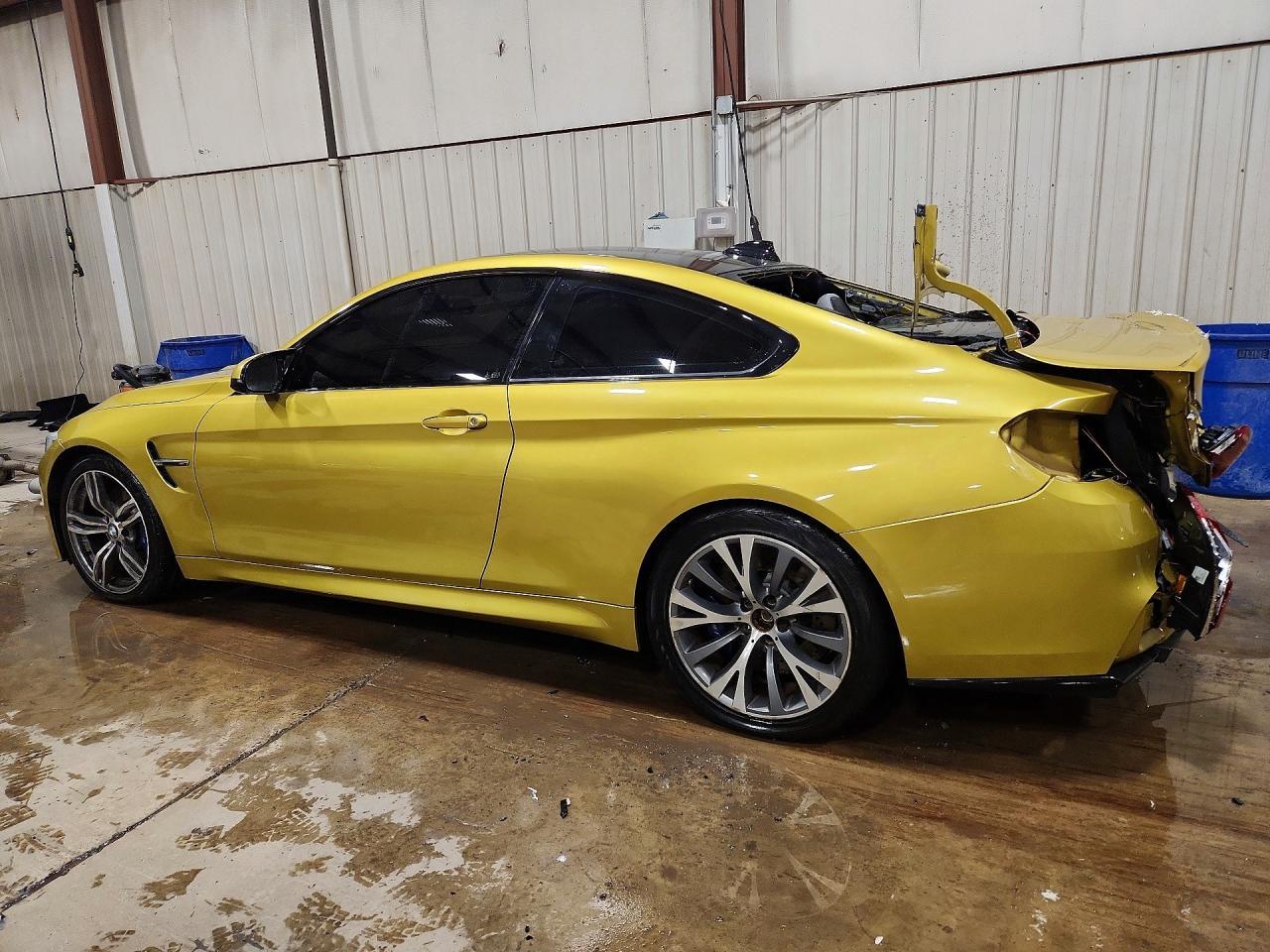 2015 BMW M4 - zdjęcie 2