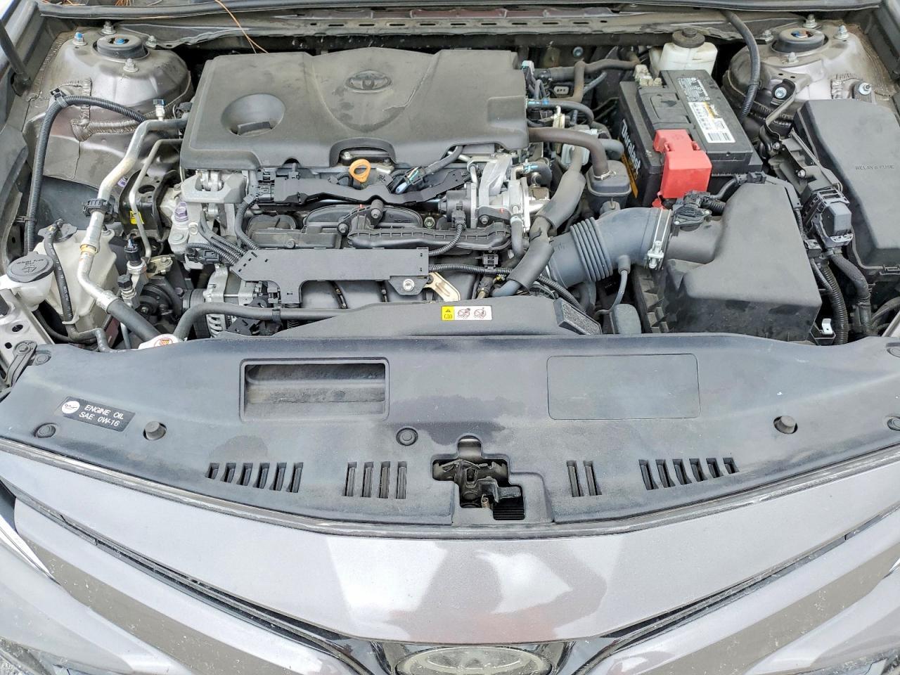 2019 Toyota Camry Le - zdjęcie 11