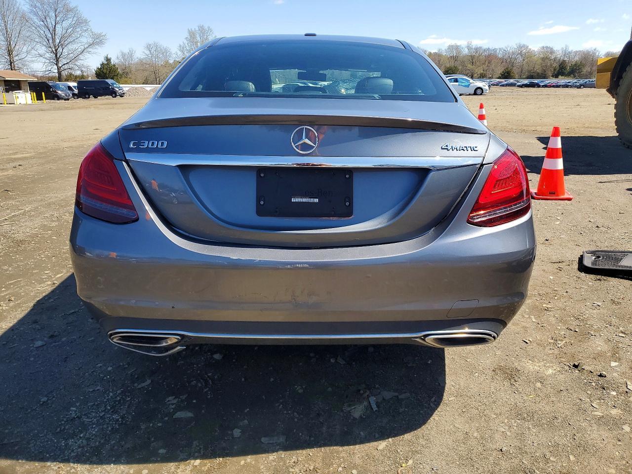 2019 Mercedes-Benz C 300 4Matic - zdjęcie 6